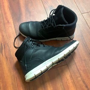 Mens Timberland boots size 8